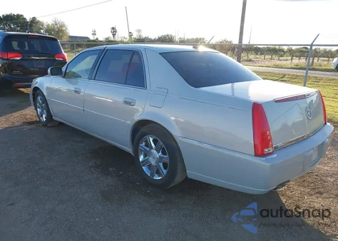 2007 Cadillac Dts Luxury I z USA, uszkodzony, nr VIN 1G6KD57Y37U197497
